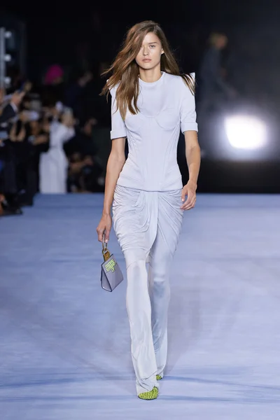 Look 9